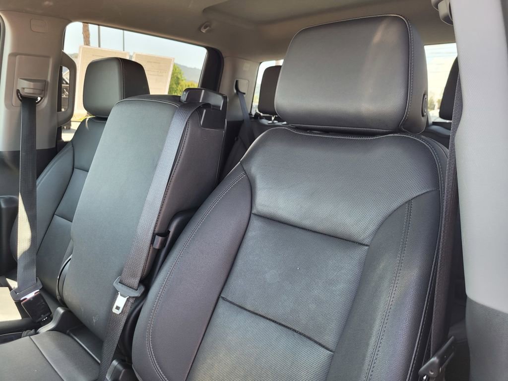 Used 2025 GMC Sierra 1500 SLT AWD/4WD image 15