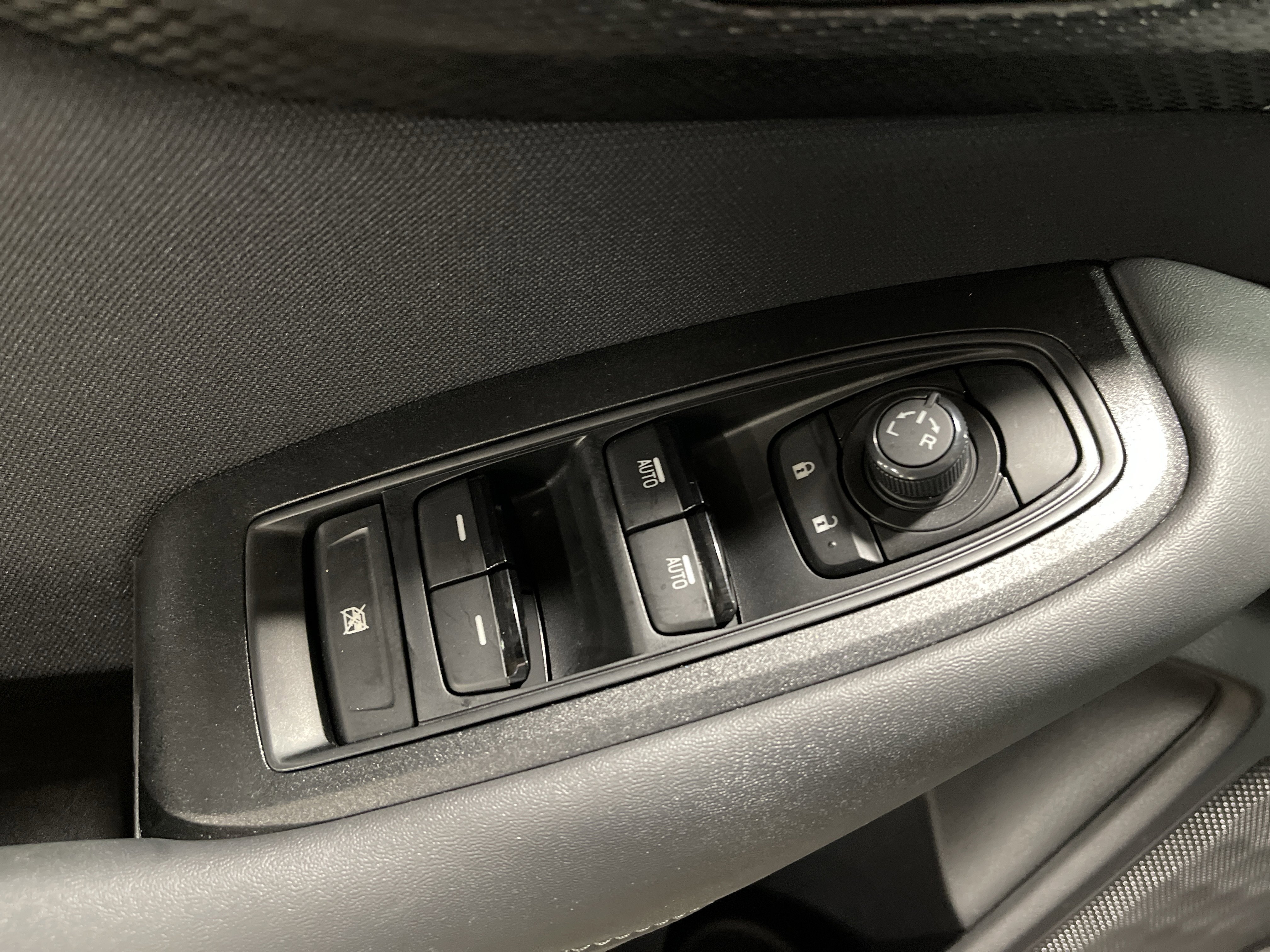 Used 2023 Subaru Outback 2.5i image 7