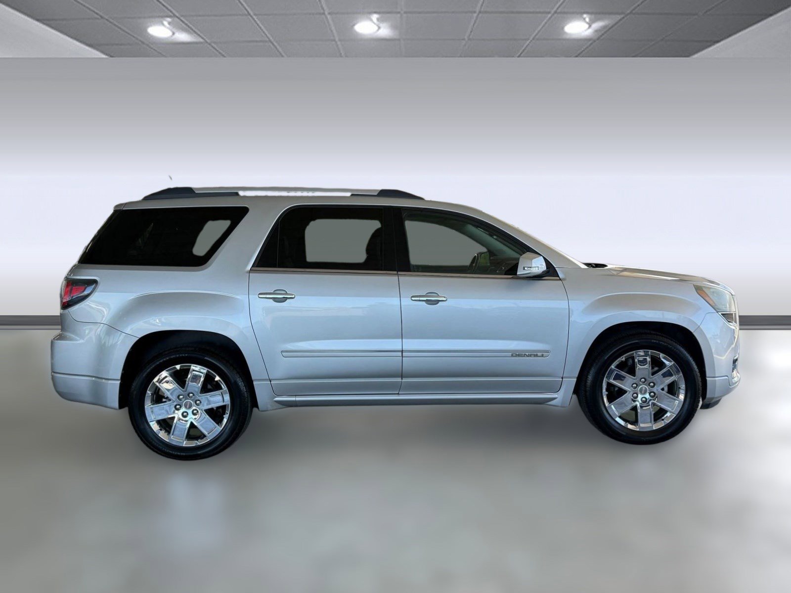 Used 2015 GMC Acadia Denali image 8