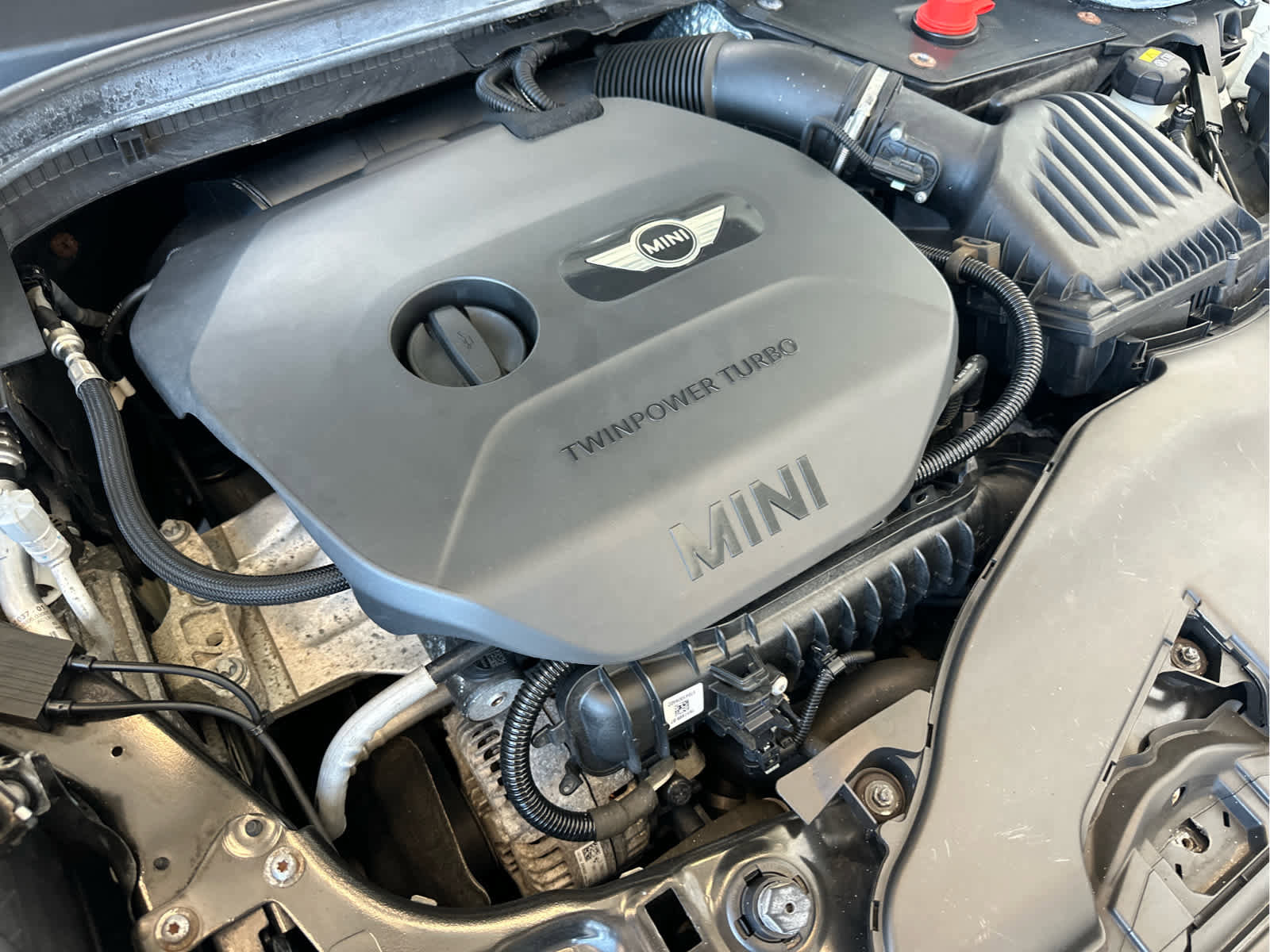 Used 2017 MINI Cooper 2-Door Hardtop image 22