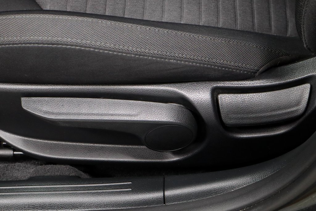 Used 2025 Kia K5 LXS image 24