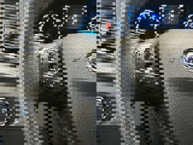 Used 2023 Ford Transit 350 XLT image 17