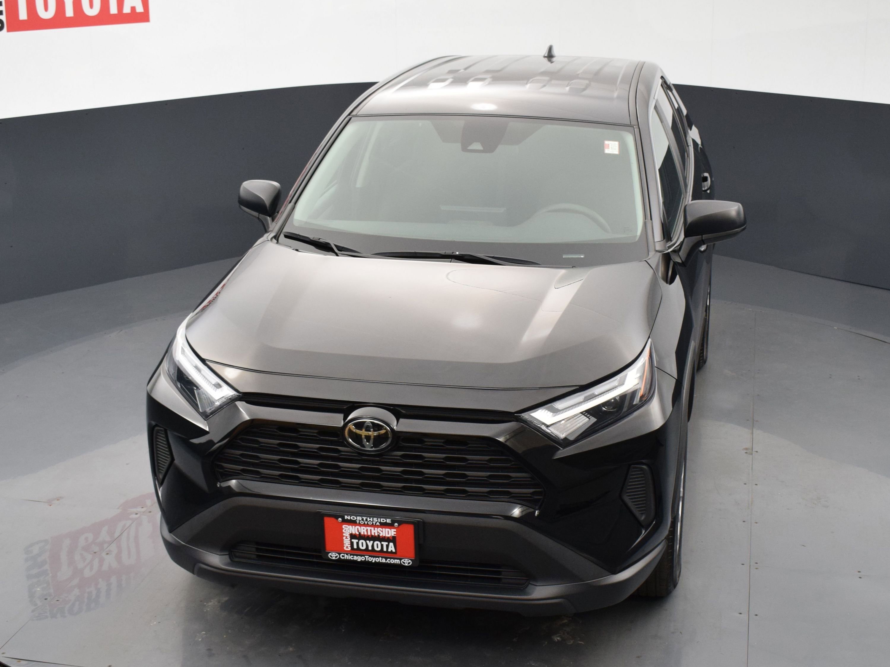 Used 2024 Toyota RAV4 LE image 22