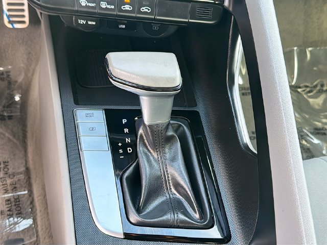 Certified 2026 Hyundai Elantra Sport FWD image 17