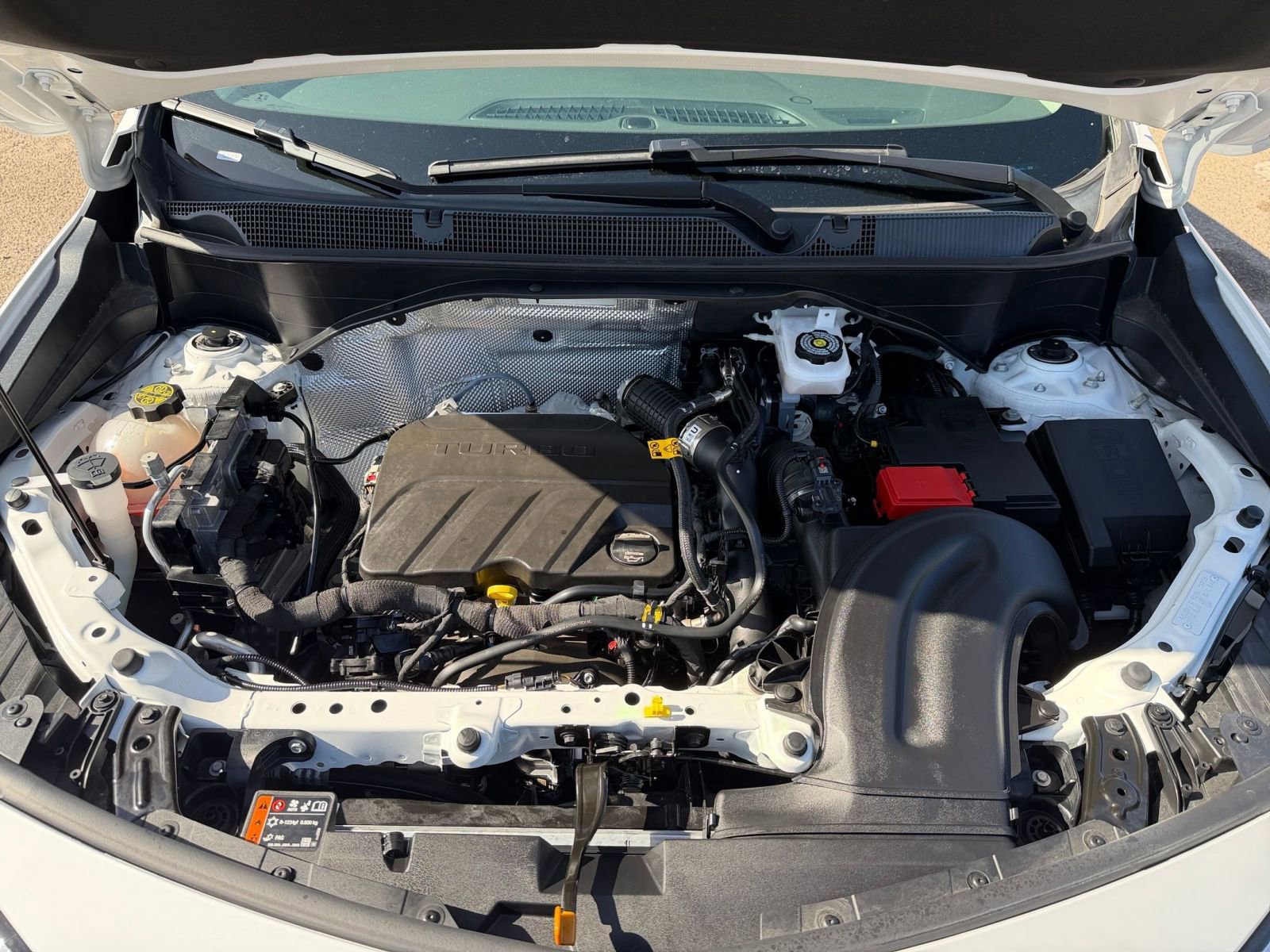 Used 2025 Buick Encore GX Preferred image 30