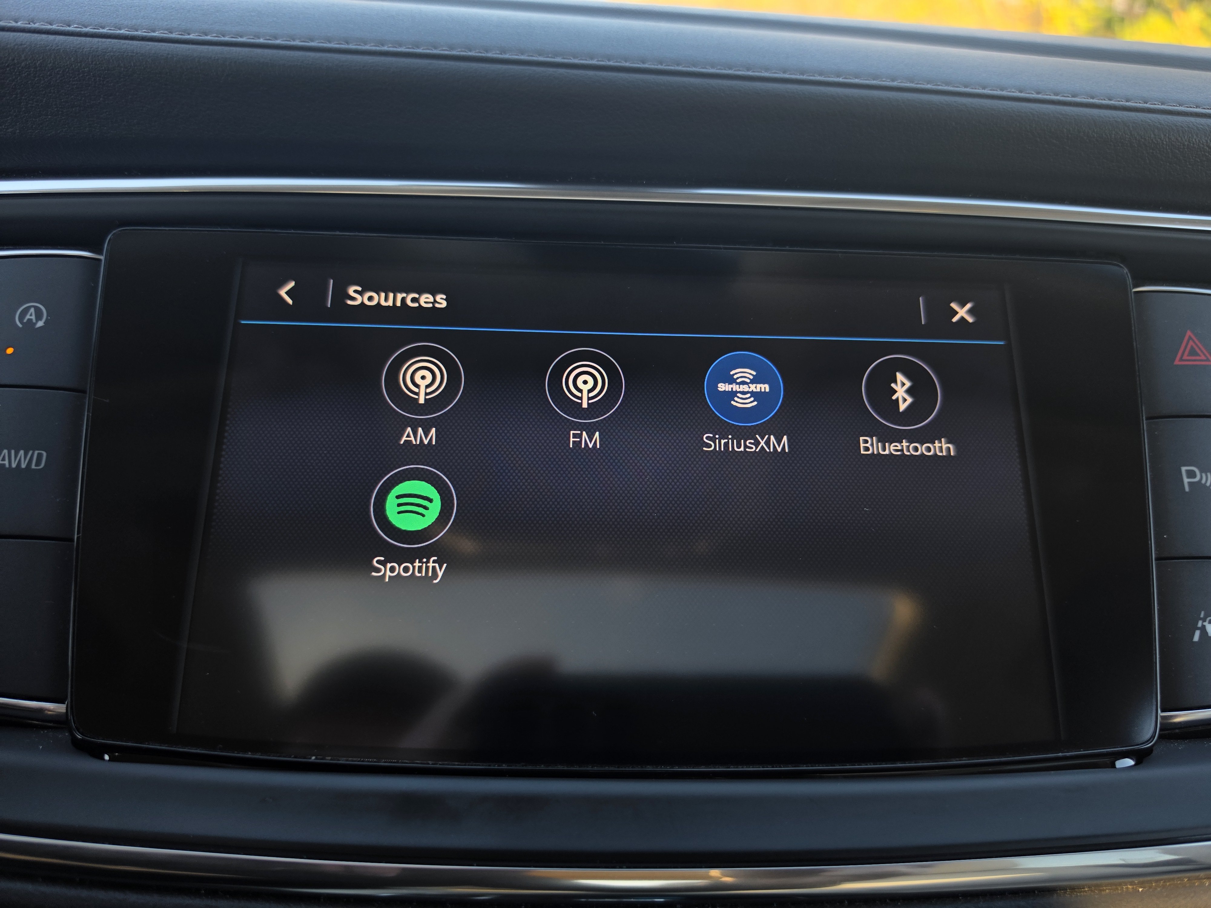 Used 2024 Buick Enclave Avenir AWD/4WD image 32