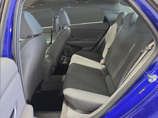 Certified 2023 Hyundai Elantra SEL w/ Convenience Package FWD image 30
