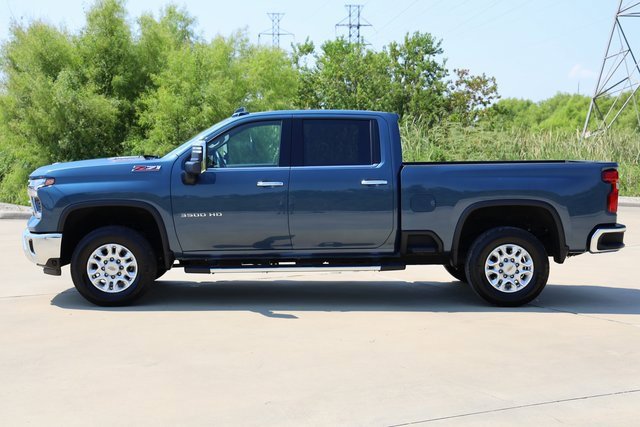 Certified 2024 Chevrolet Silverado 3500 LTZ w/ LTZ Premium Package image 5