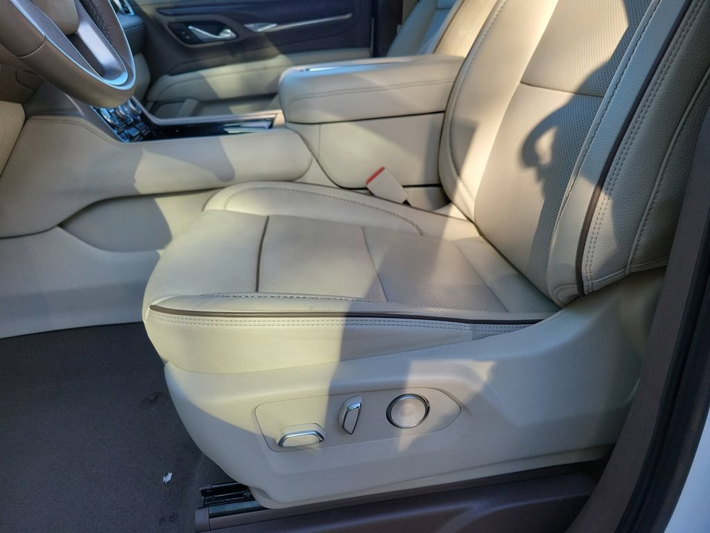Used 2024 GMC Yukon Denali AWD/4WD image 19
