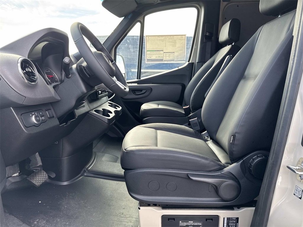 New 2026 Mercedes-Benz Sprinter 2500 image 17