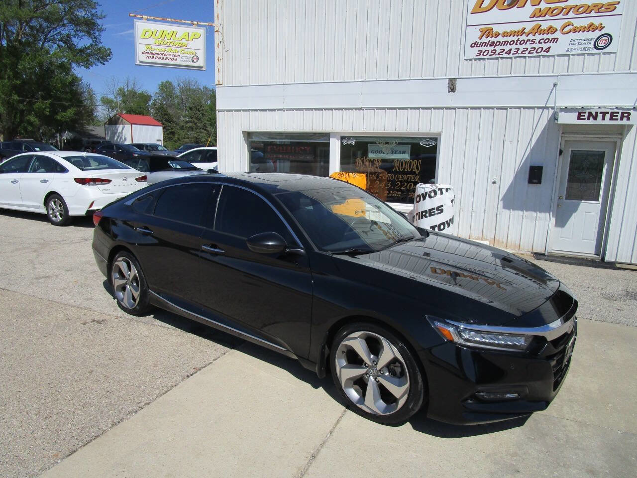 Used 2018 Honda Accord Touring image 7