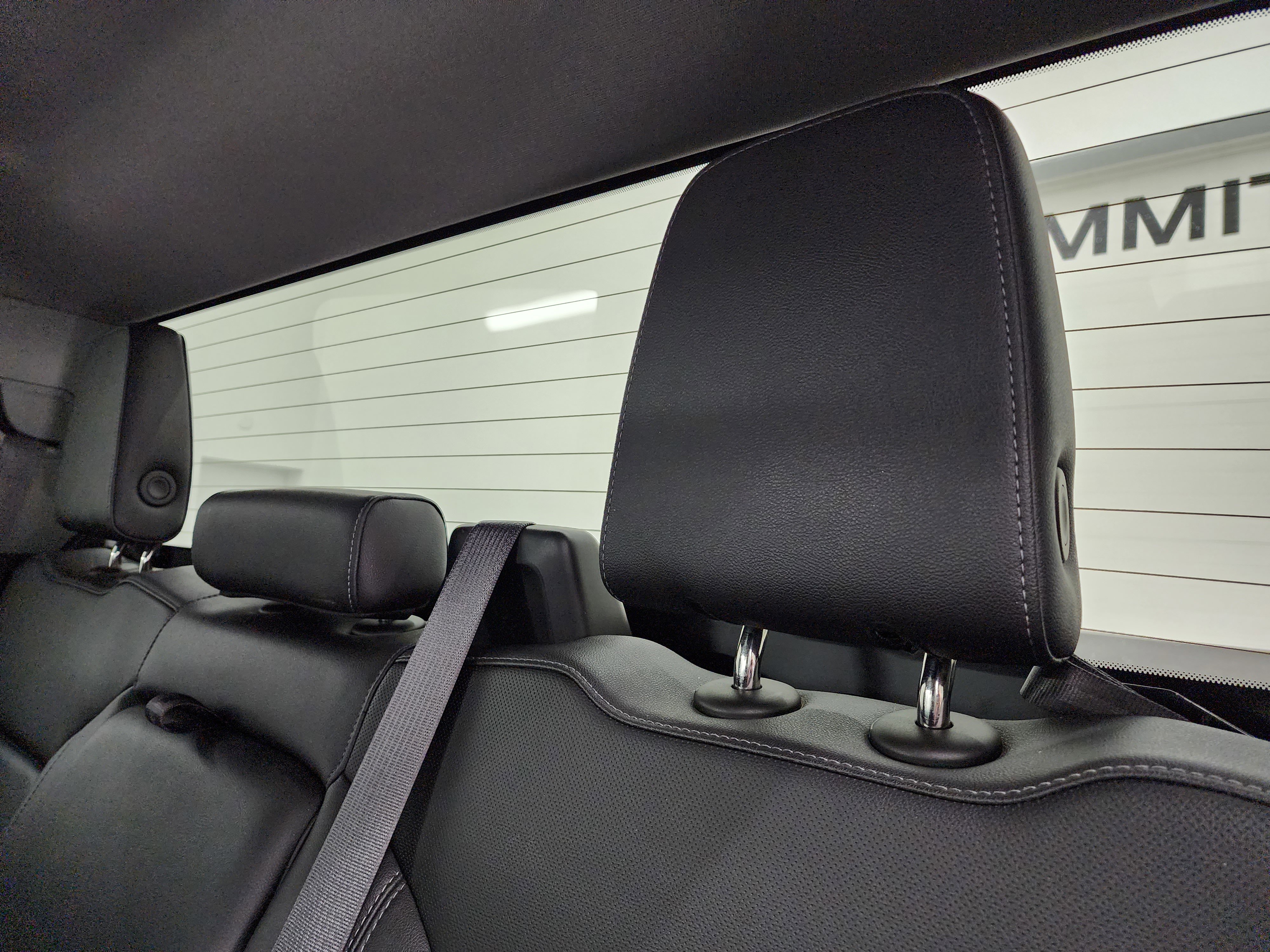 Used 2022 GMC Sierra 2500 SLT w/ LPO, GMC Protection Package image 39