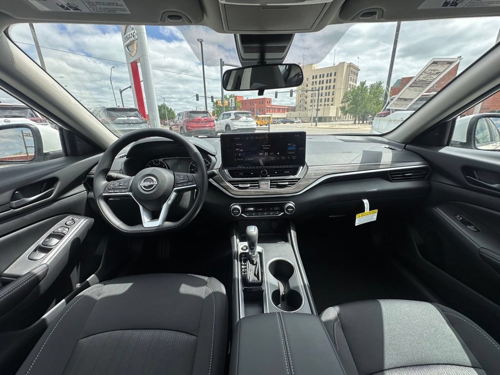 New 2026 Nissan Altima 2.5 SV w/ SV Special Edition Package FWD image 14