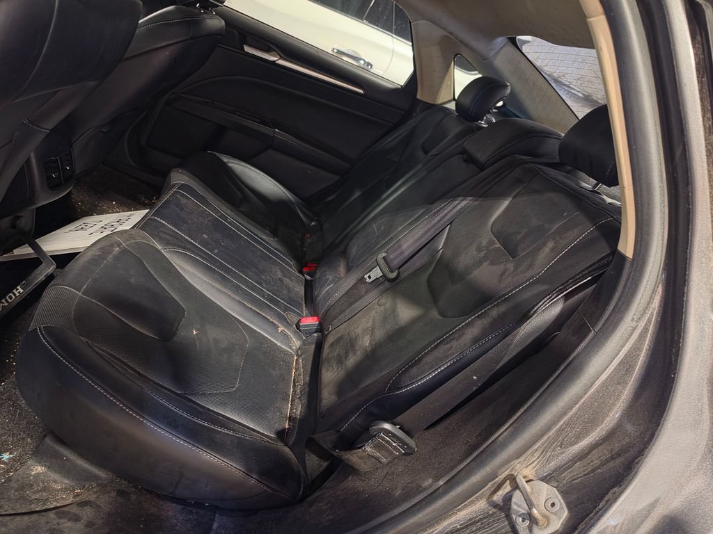 Used 2020 Ford Fusion Titanium AWD/4WD image 7