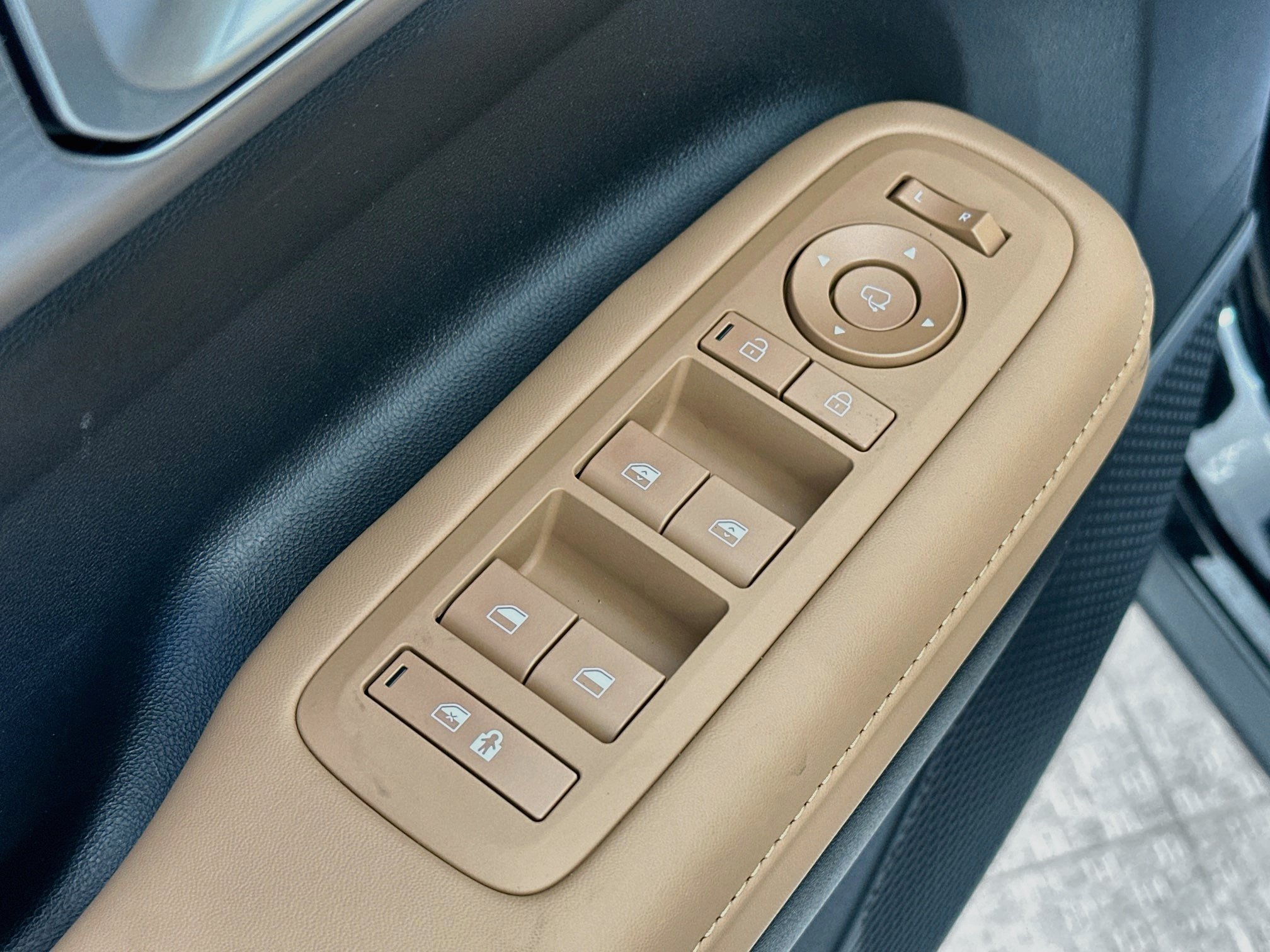 New 2027 Hyundai Santa Fe Limited AWD/4WD image 18
