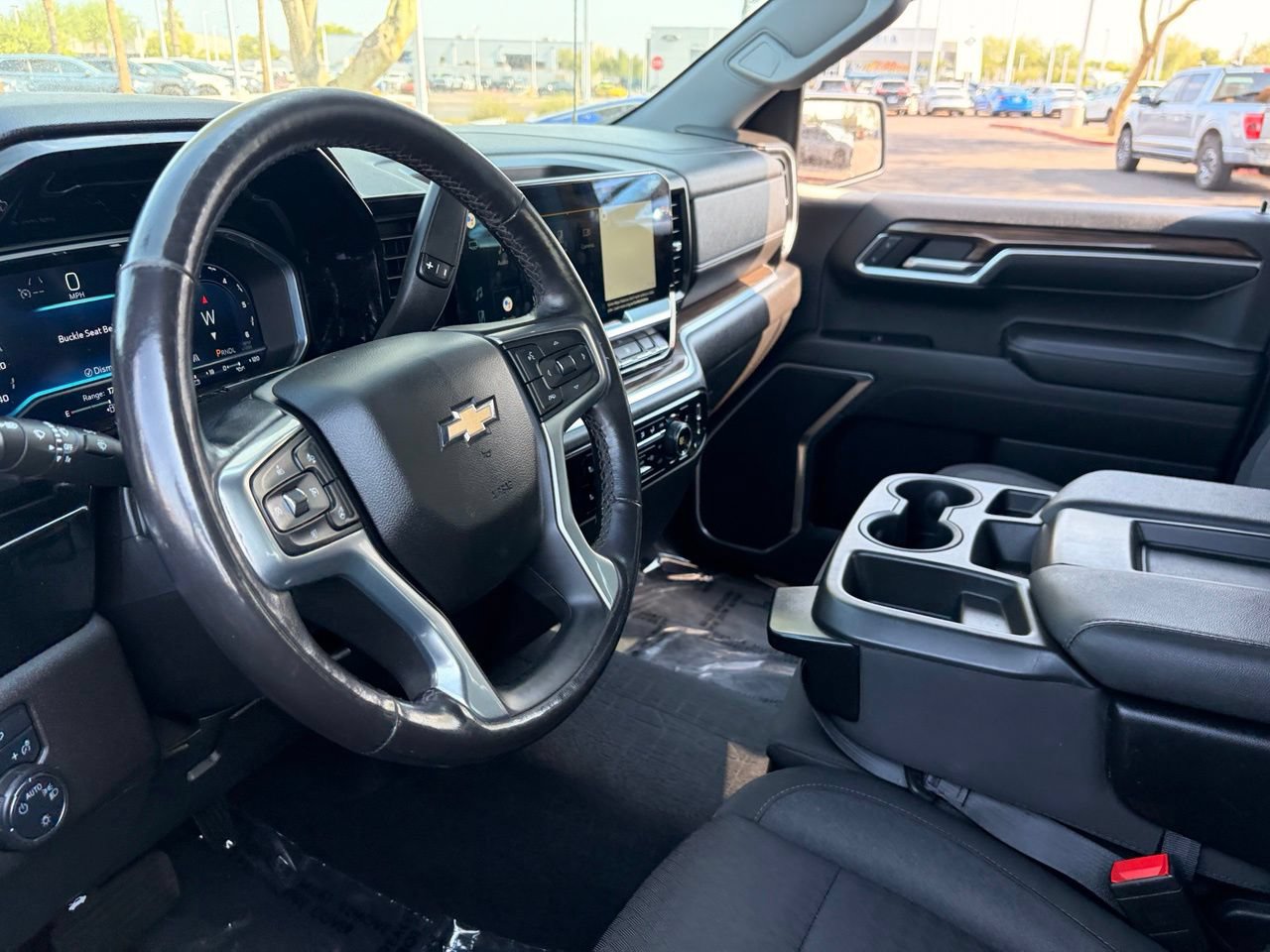 Used 2022 Chevrolet Silverado 1500 LT RWD image 12