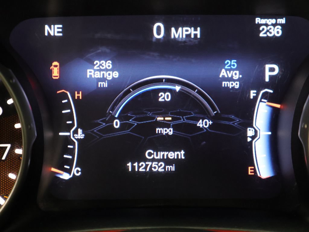 Used 2017 Jeep Compass Trailhawk w/ Leather Interior Group AWD/4WD image 40