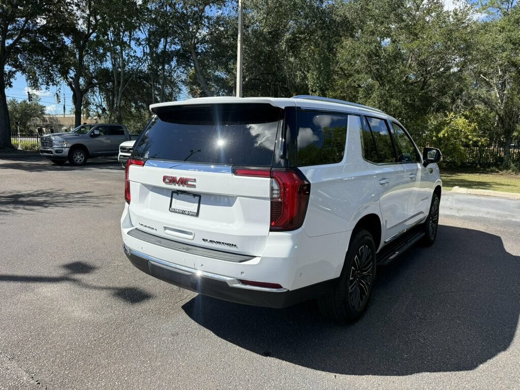 Used 2025 GMC Yukon Elevation RWD image 11