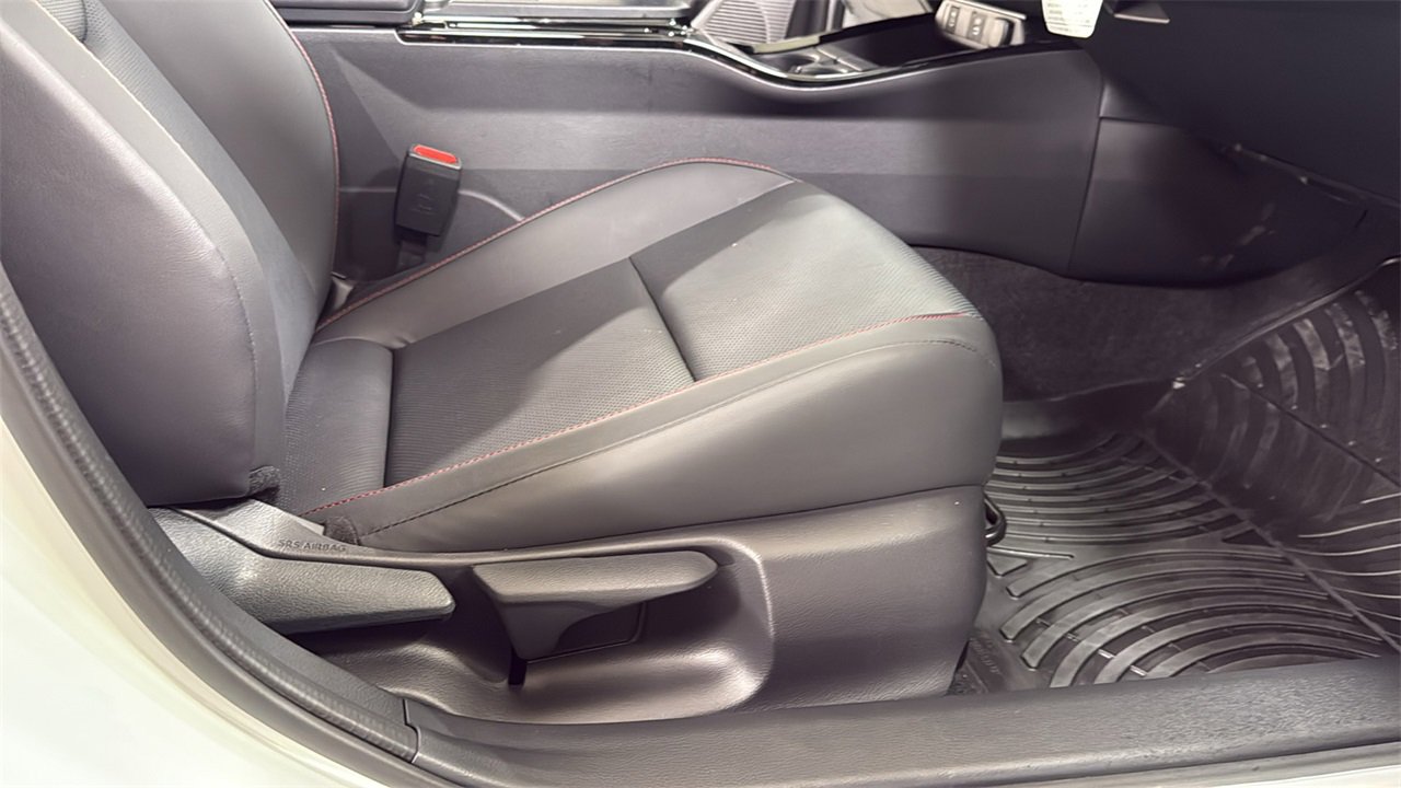 Used 2025 Toyota Prius XSE image 20