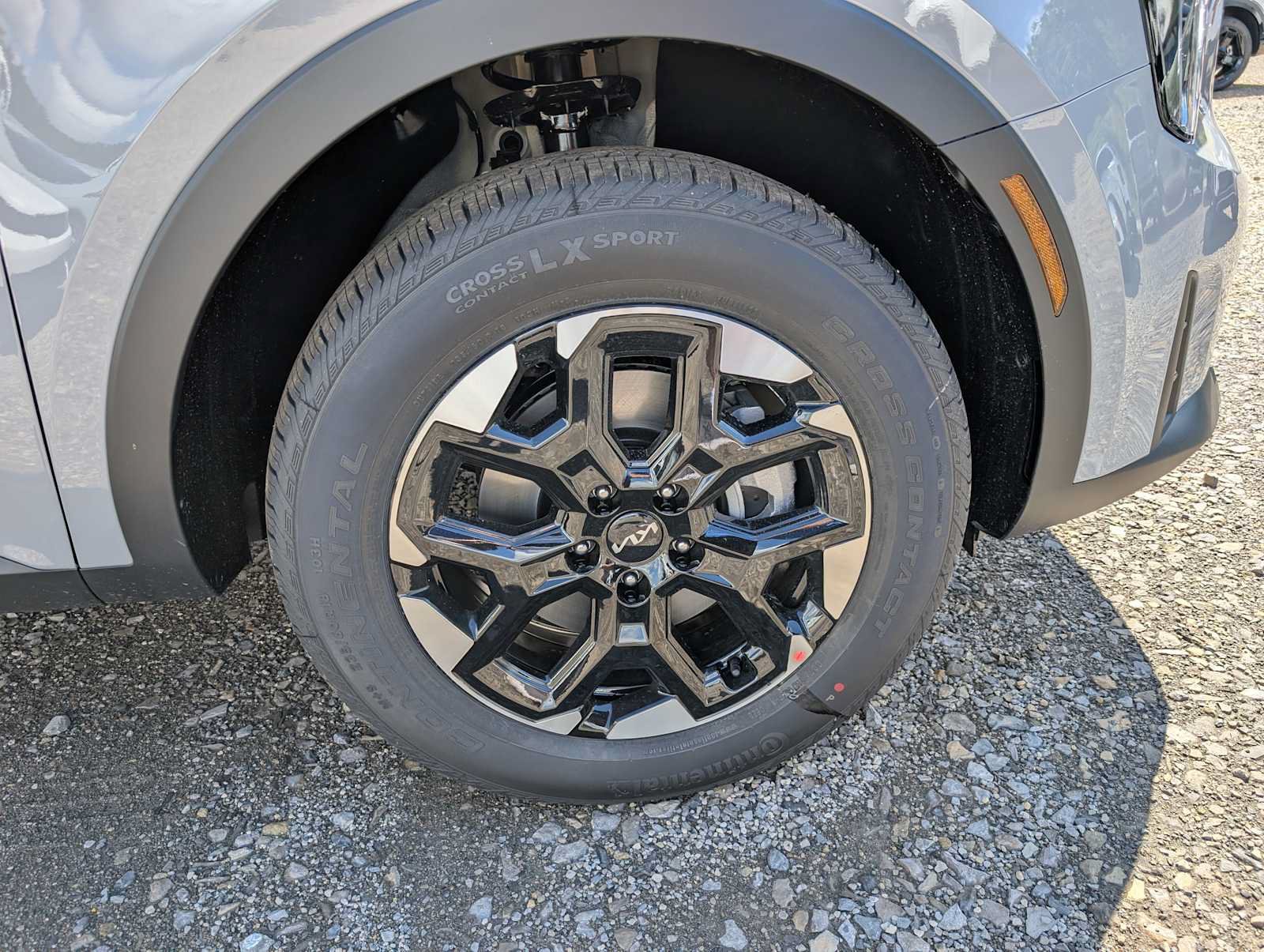 New 2026 Kia Sorento S AWD/4WD image 3