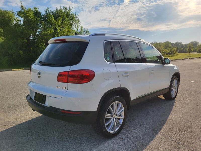Used 2013 Volkswagen Tiguan SE FWD image 6