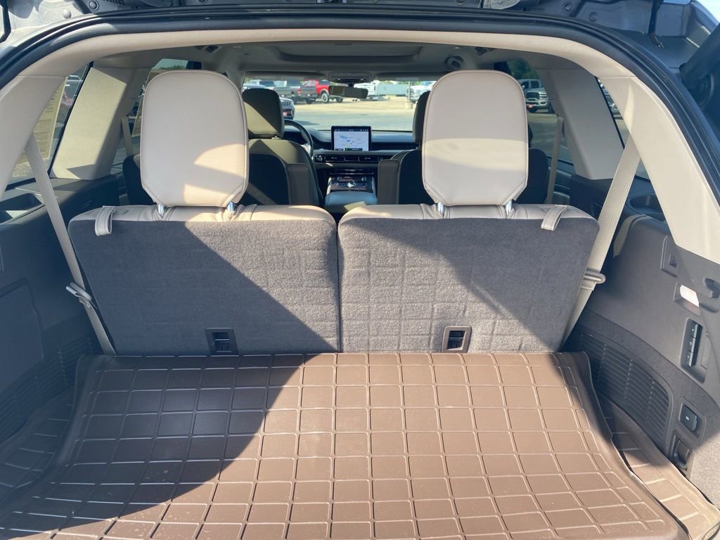 Used 2021 Lincoln Aviator Reserve w/ Equipment Group 201A RWD image 40