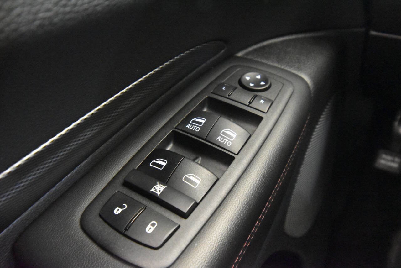 Used 2022 Dodge Durango R/T w/ Blacktop Package image 32