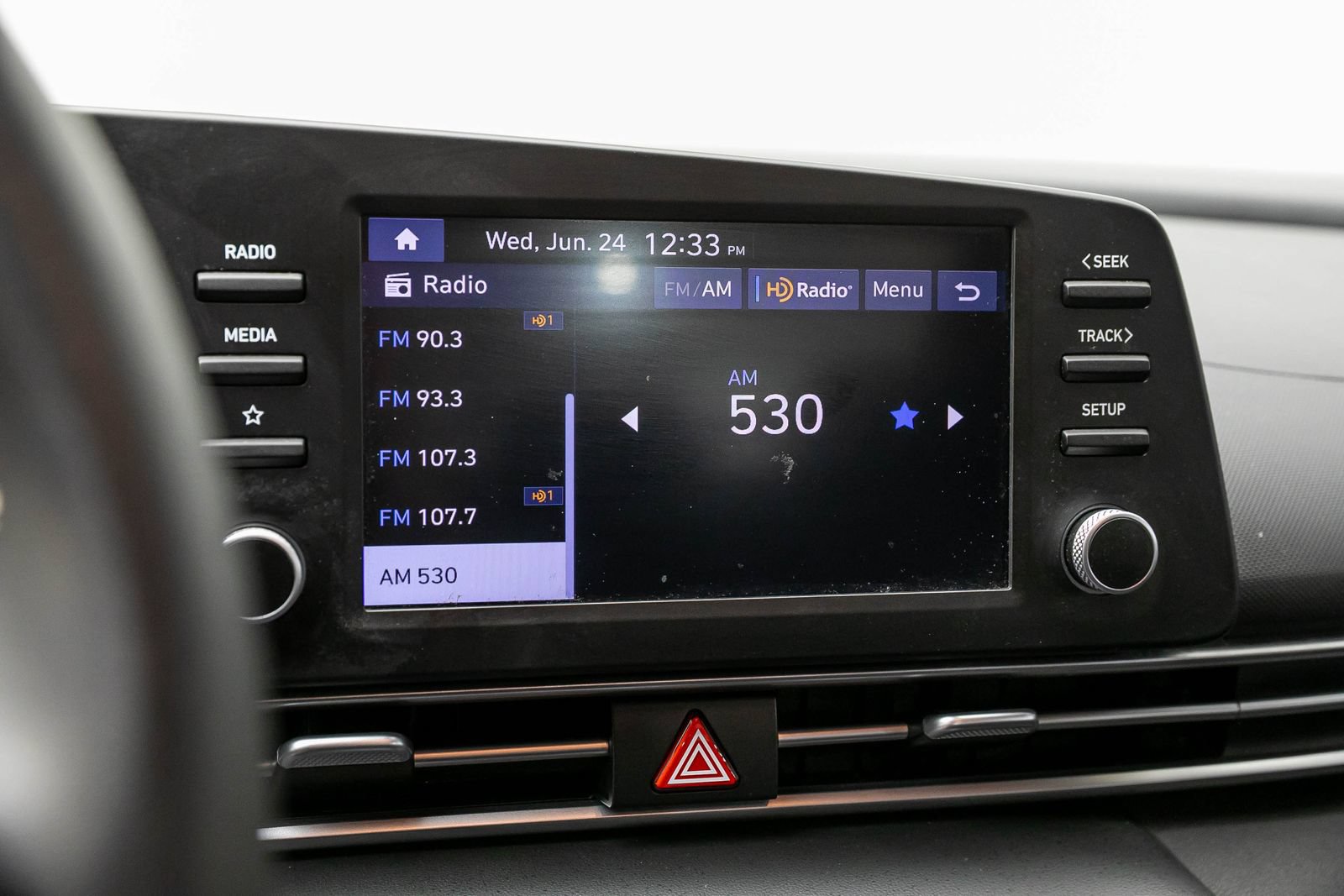 Used 2024 Hyundai Elantra SE FWD image 17