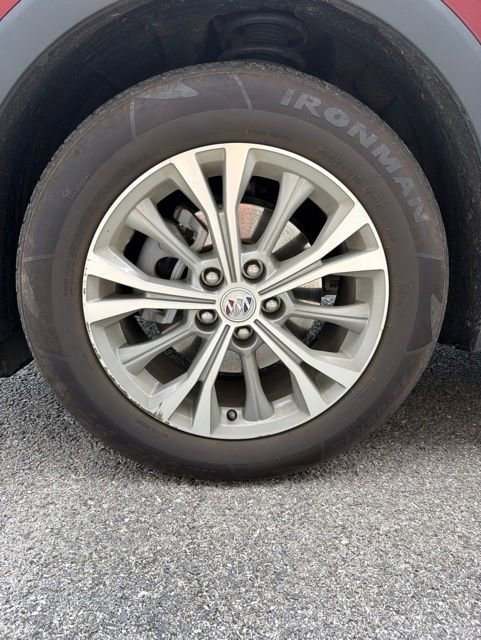 Used 2022 Buick Envision Preferred AWD/4WD image 2