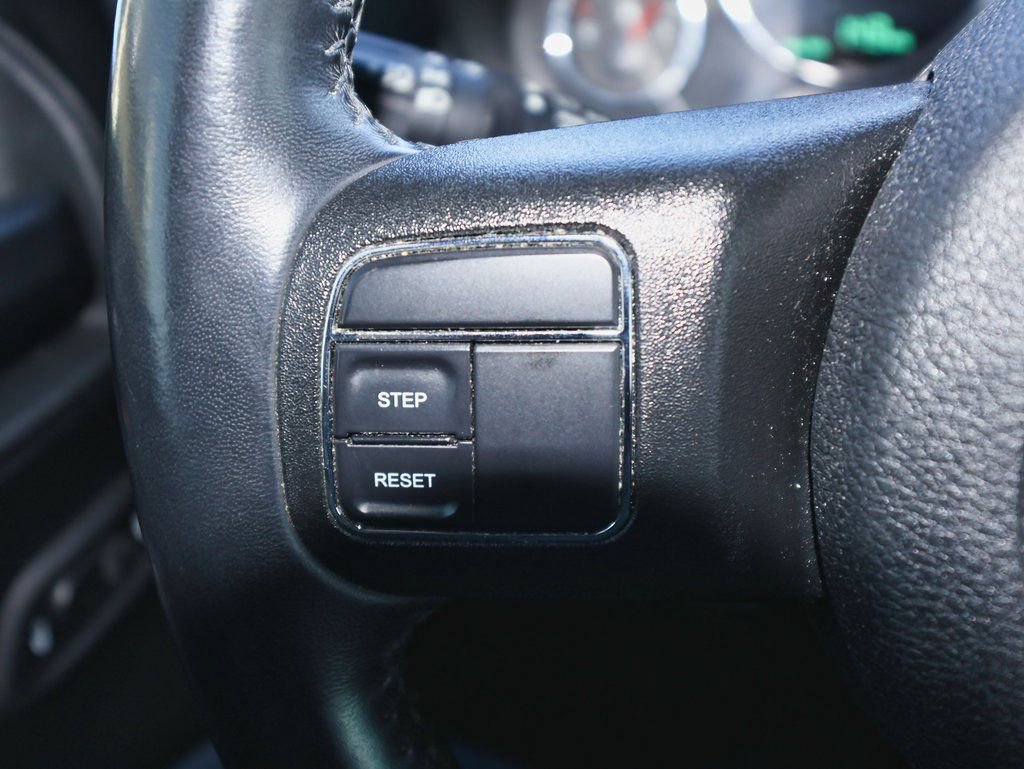 Used 2018 Jeep Wrangler Unlimited Sport S image 19