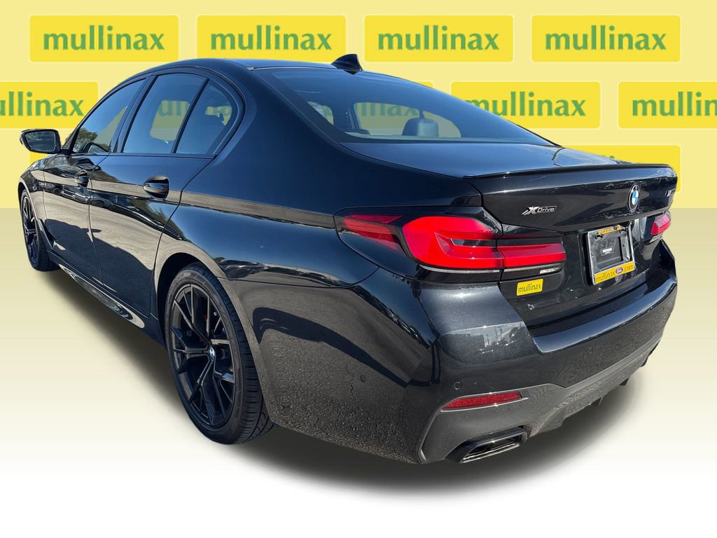 Used 2021 BMW M550i xDrive image 9