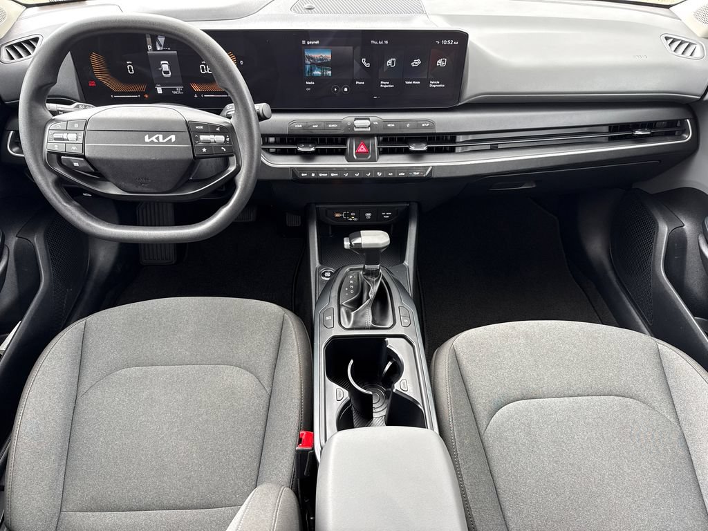 Used 2025 Kia K4 FWD image 11