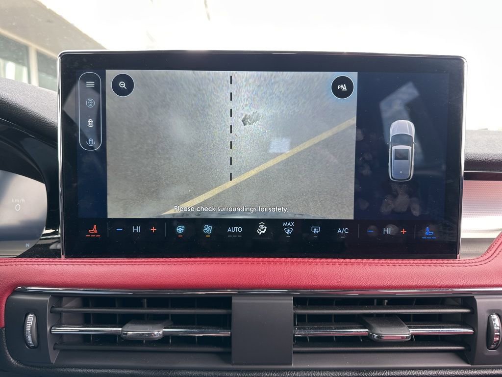 Used 2025 Lincoln Corsair Reserve w/ Jet Appearance Package image 43