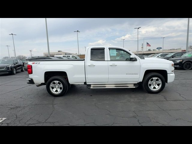 Used 2018 Chevrolet Silverado 1500 LT w/ All Star Edition image 9