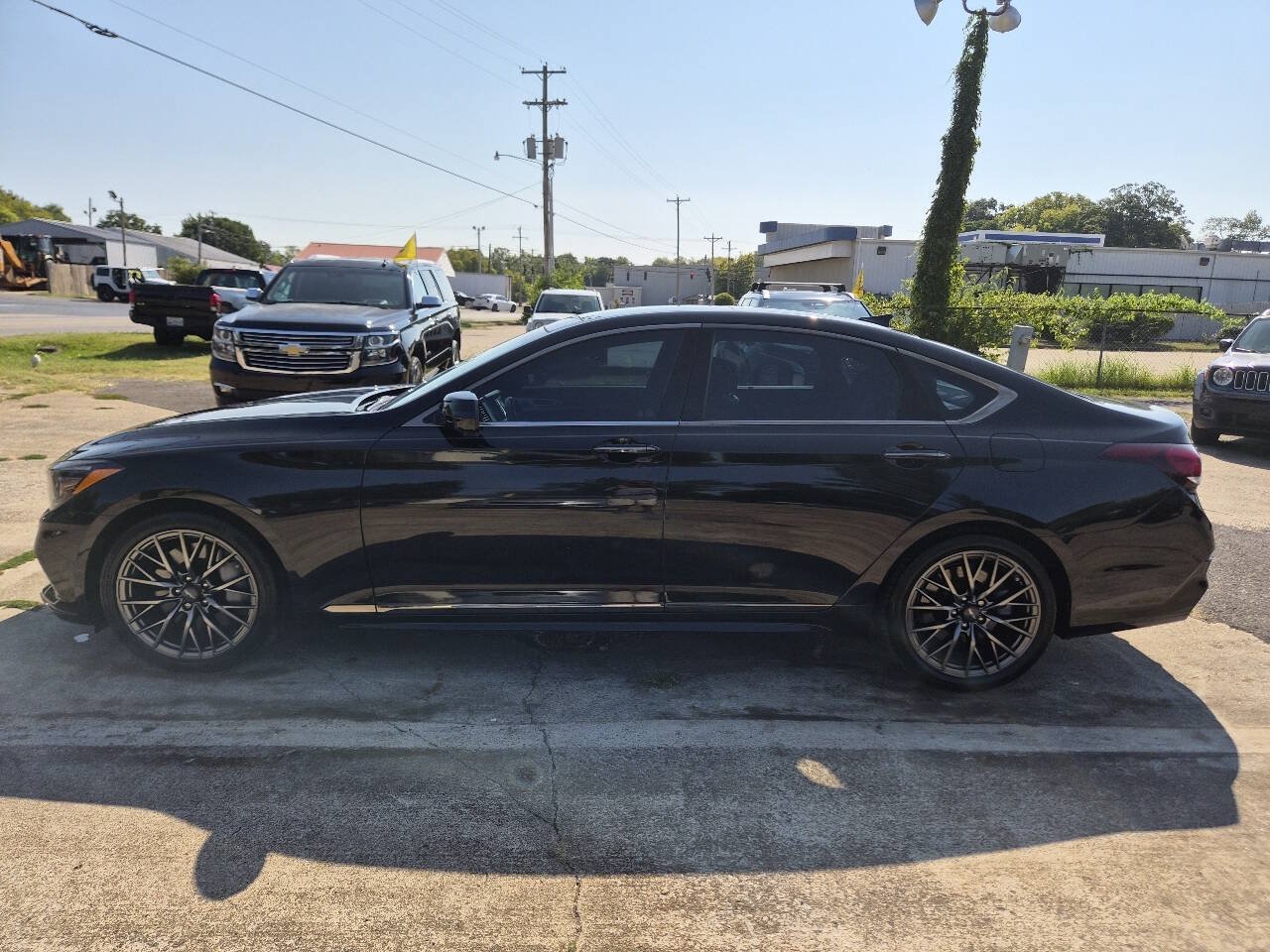 Used 2018 Genesis G80 3.3T Sport RWD image 2
