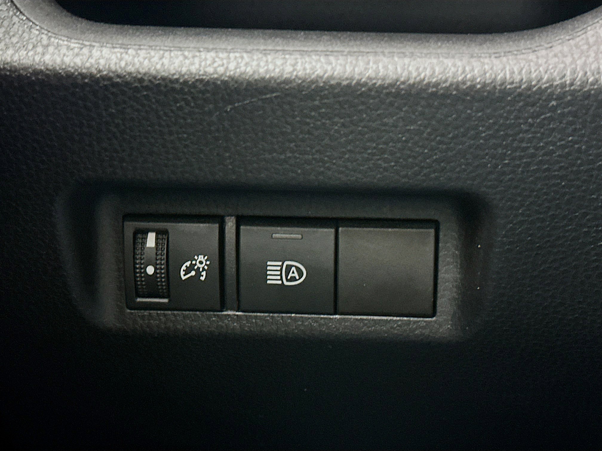 Used 2024 Toyota RAV4 LE image 16