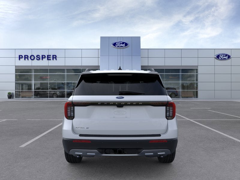 New 2026 Ford Explorer Active RWD image 5
