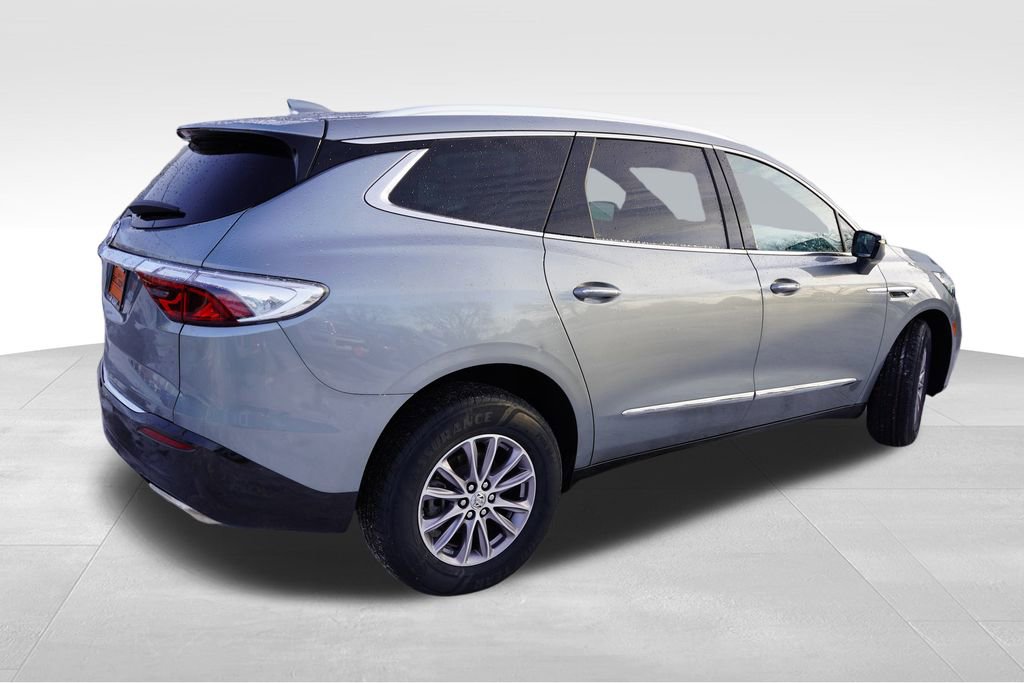 Certified 2023 Buick Enclave Essence image 5