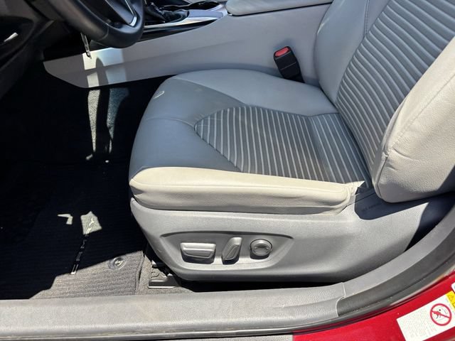 Used 2018 Toyota Camry SE FWD image 20