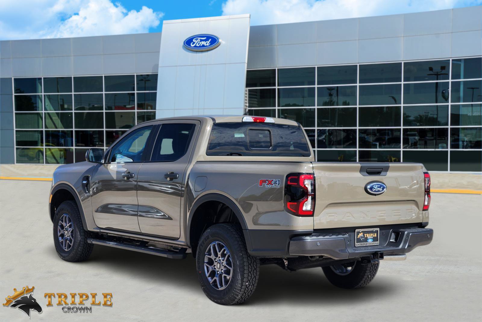 New 2026 Ford Ranger XLT w/ Equipment Group 301A High AWD/4WD image 4
