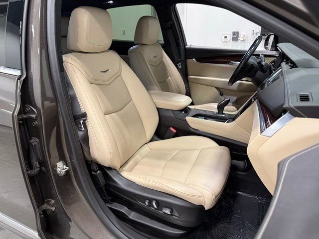 Used 2019 Cadillac XT5 Luxury FWD image 39
