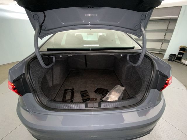 Used 2019 Volkswagen Jetta GLI image 22