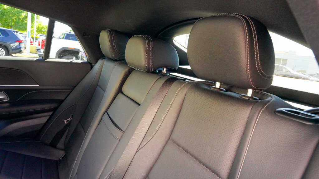 Used 2026 Mercedes-Benz GLE 450 4MATIC Coupe image 12