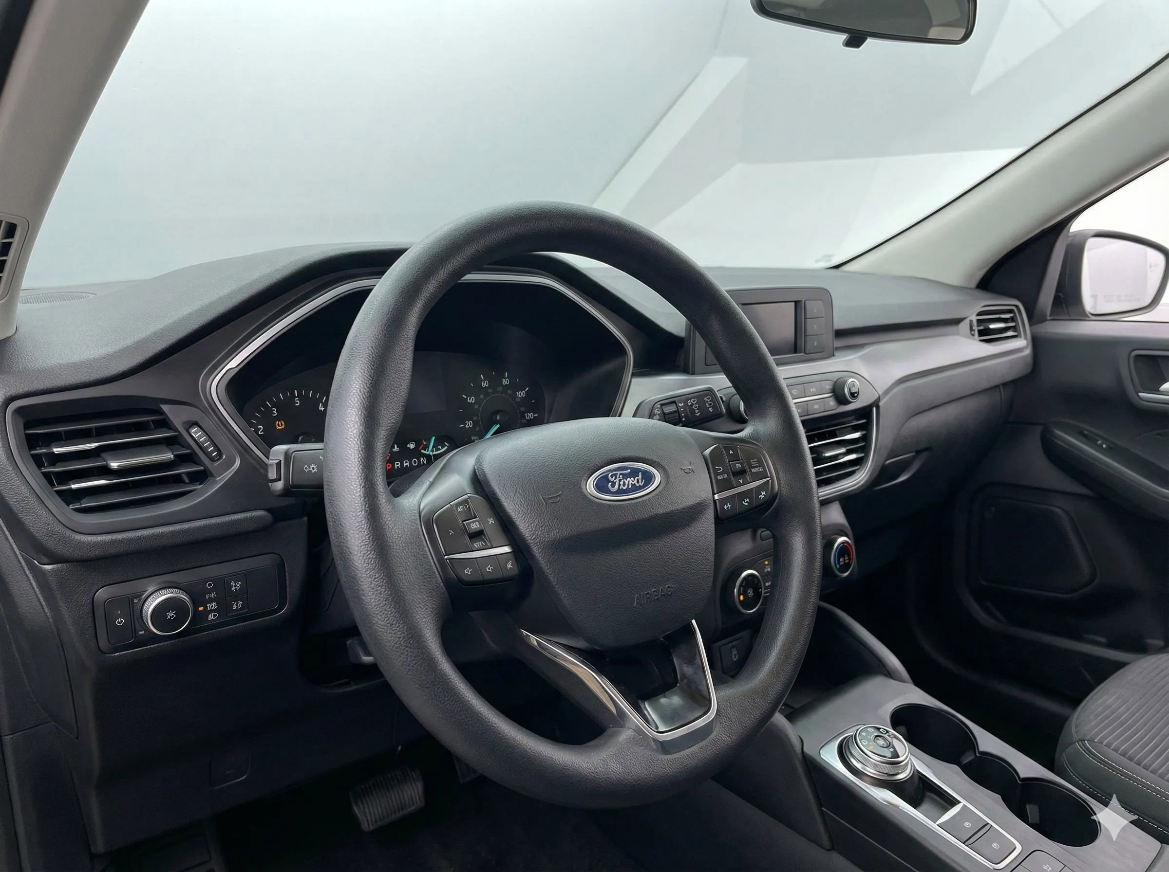 Used 2020 Ford Escape S image 3