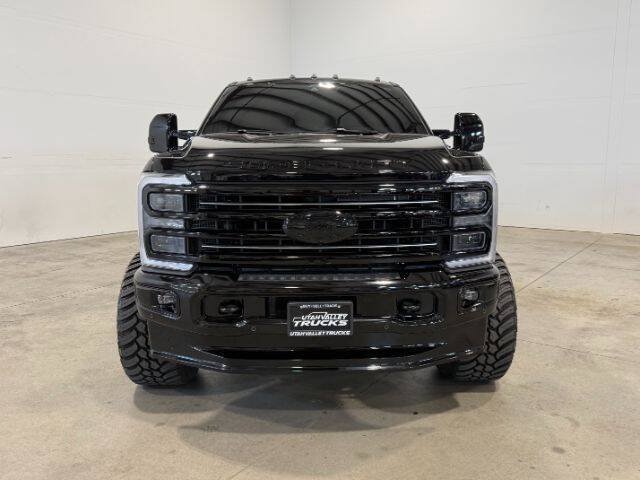 Used 2026 Ford F350 Platinum AWD/4WD image 3