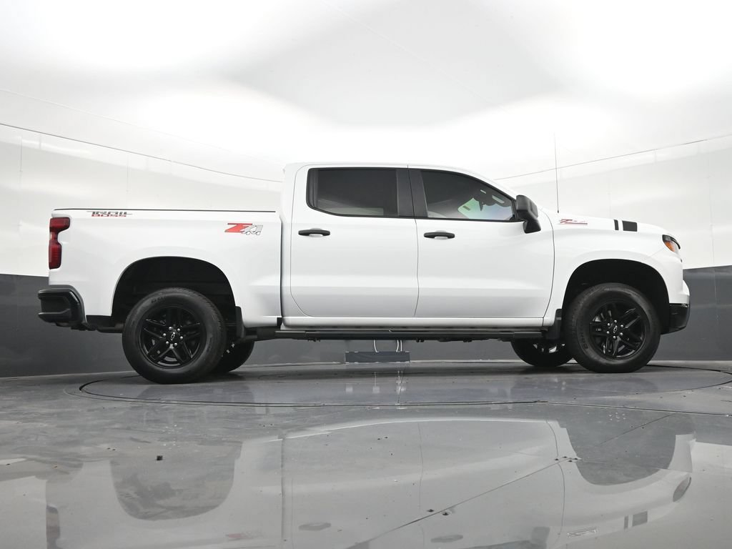 Used 2025 Chevrolet Silverado 1500 Custom Trail Boss AWD/4WD image 30