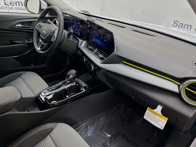 New 2026 Chevrolet Trax LT w/ Driver Confidence Package image 29