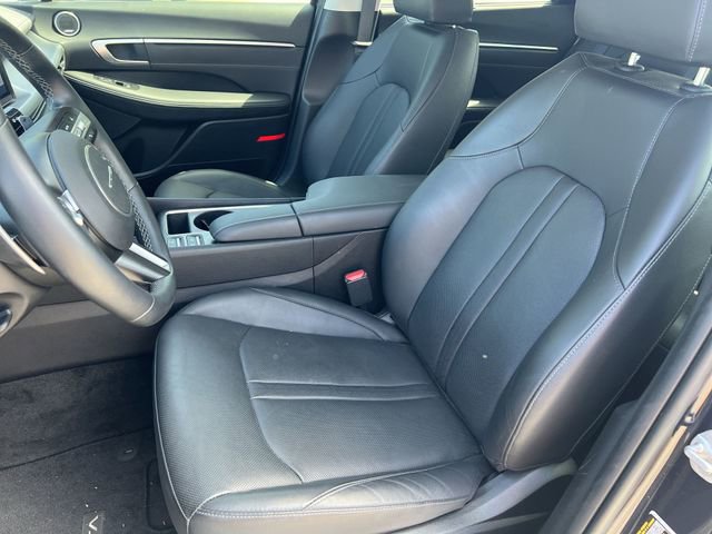 Used 2025 Hyundai Sonata Limited image 29