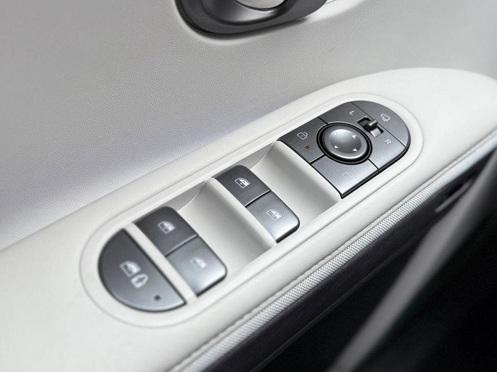 New 2026 Hyundai Ioniq 5 Limited image 22