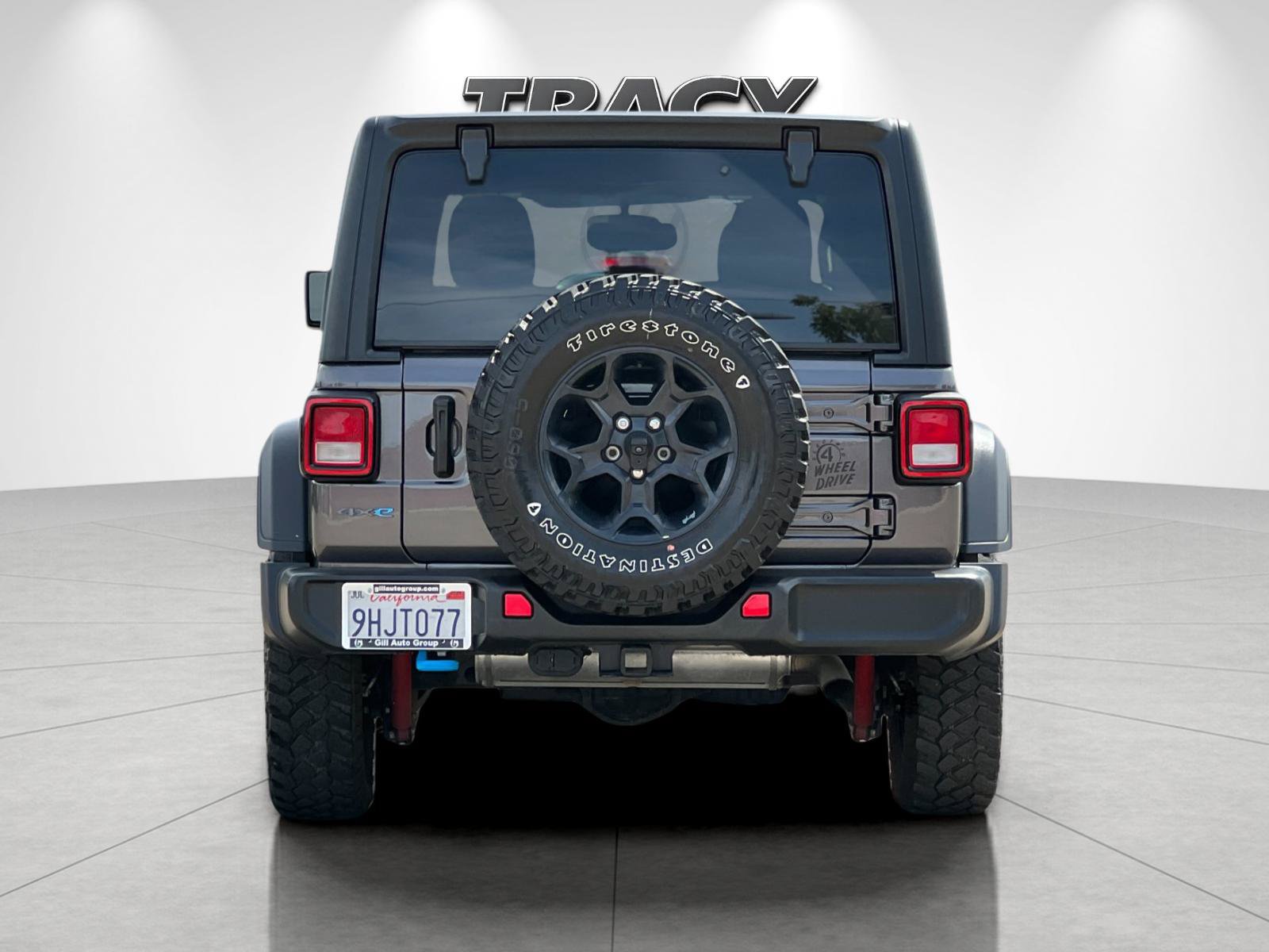 Used 2023 Jeep Wrangler Unlimited w/ Cold Weather Group AWD/4WD image 5